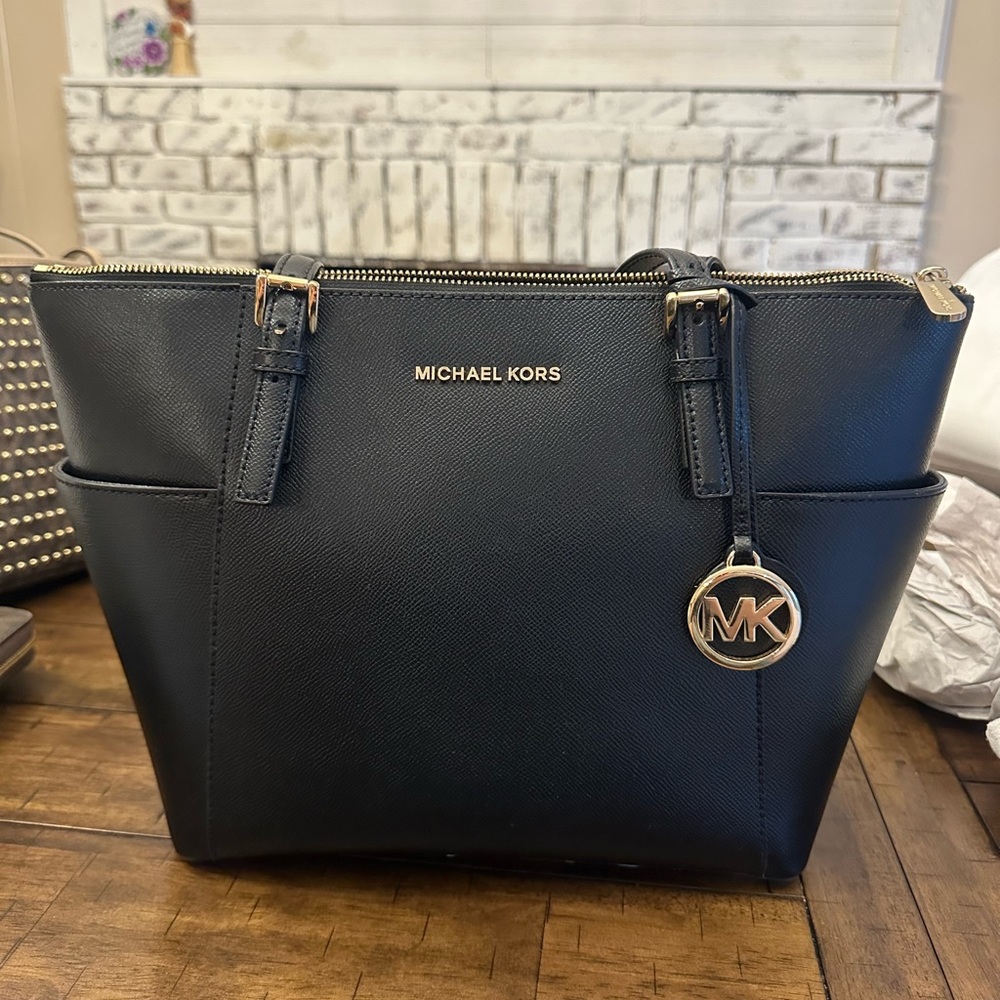 Michael Kors Tote